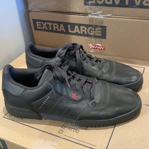 Adidas Yeezy’s Powerphase Calabasas, Black